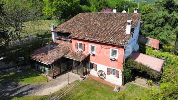 casa indipendente in vendita ad Arcugnano in zona Fimon