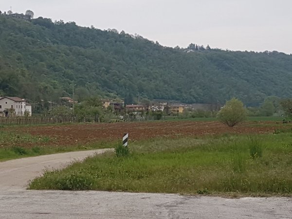 terreno edificabile in vendita ad Arcugnano in zona Fimon