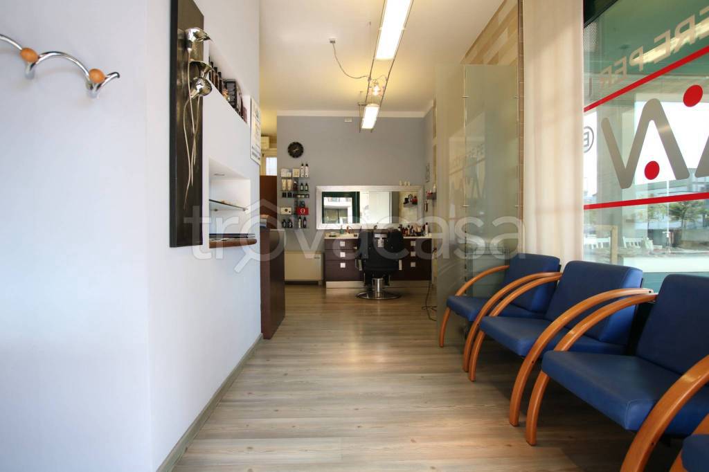 negozio in vendita ad Arcugnano