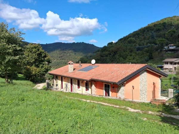 casa indipendente in vendita ad Arcugnano in zona Fimon
