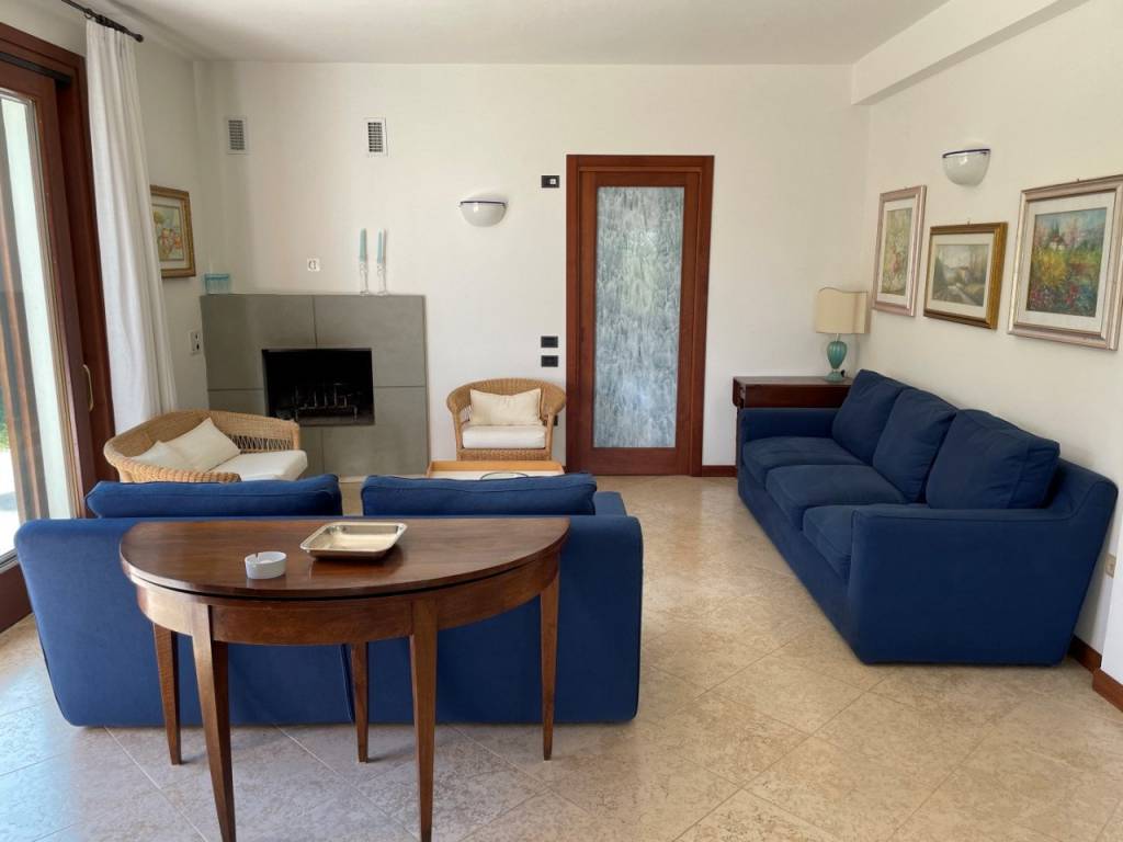 casa indipendente in vendita ad Arcugnano in zona Pianezze