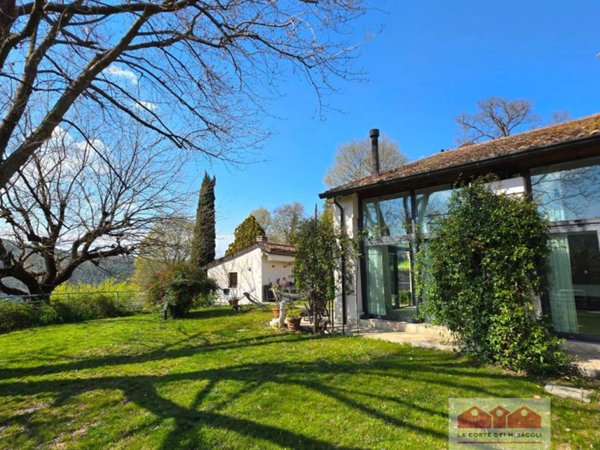 casa indipendente in vendita ad Arcugnano in zona Pianezze