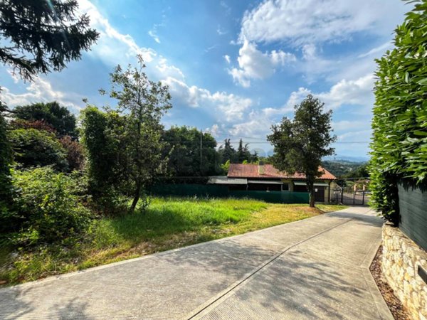 casa indipendente in vendita ad Arcugnano in zona Perarolo