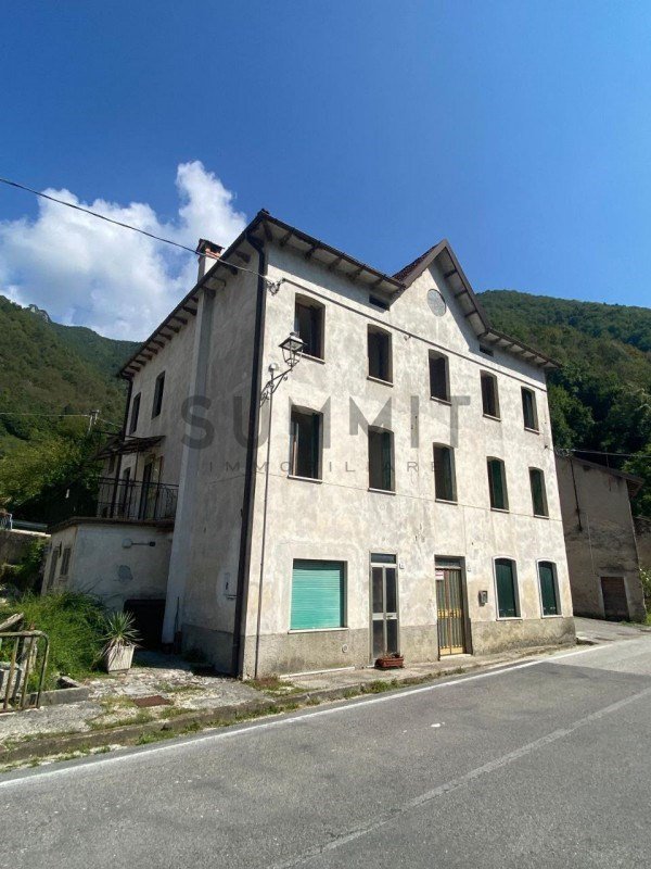 appartamento in vendita ad Arsiero in zona Castana