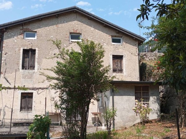 casa indipendente in vendita ad Arsiero