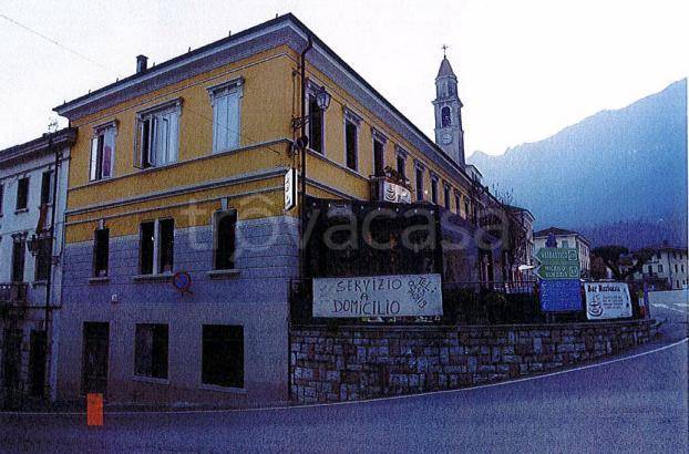 locale commerciale in vendita ad Arsiero