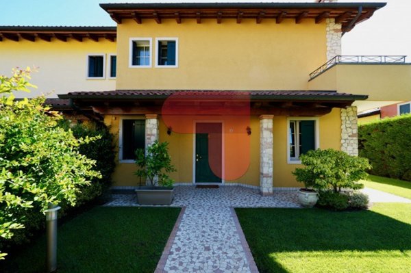 casa indipendente in vendita ad Arzignano in zona San Bortolo