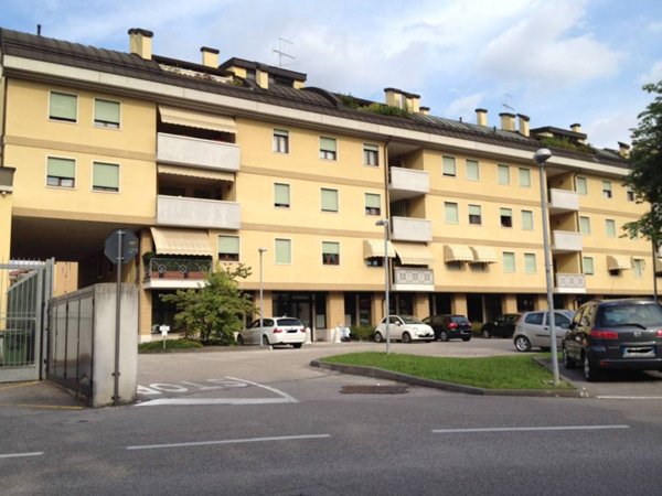 negozio in vendita ad Arzignano