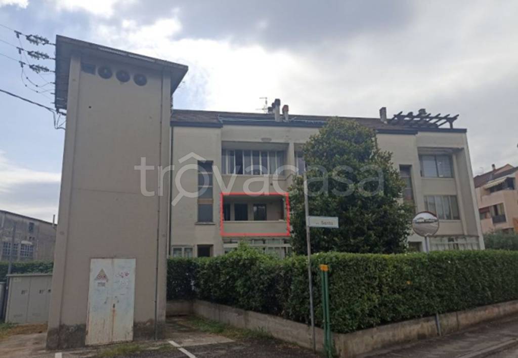 appartamento in vendita ad Arzignano in zona Costo