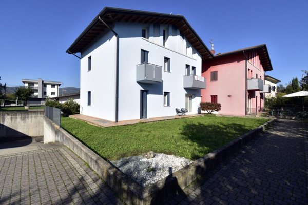 appartamento in vendita ad Arzignano in zona Tezze