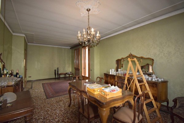 casa indipendente in vendita ad Arzignano in zona Castello