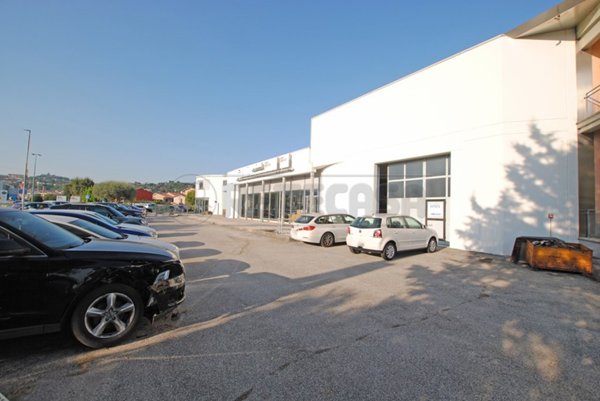 negozio in vendita ad Arzignano