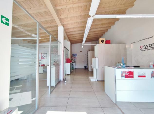 locale commerciale in vendita ad Arzignano in zona San Bortolo