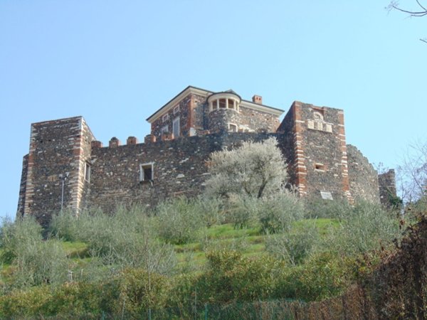 casa indipendente in vendita ad Arzignano in zona Castello