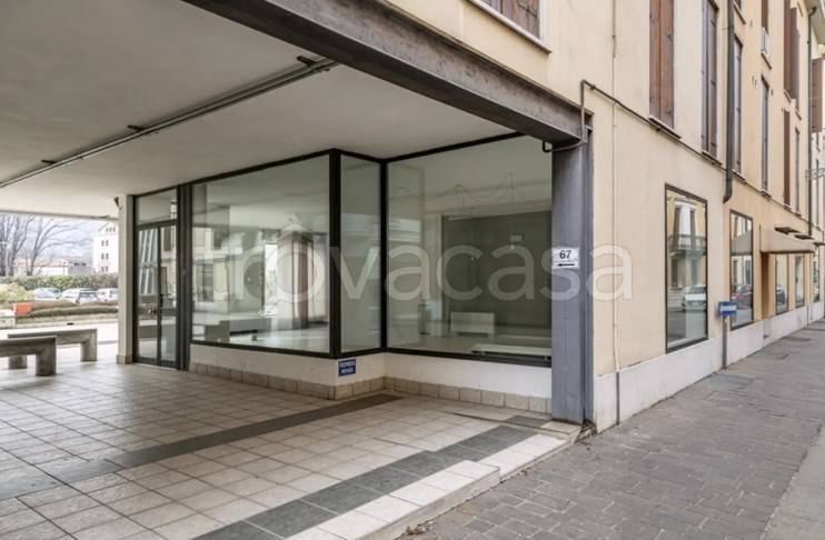 negozio in vendita ad Arzignano in zona Costo