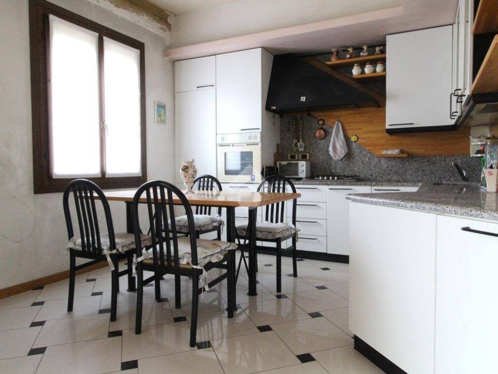 casa indipendente in vendita ad Arzignano