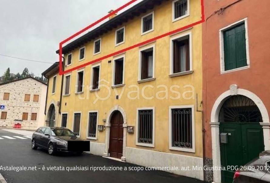 appartamento in vendita ad Arzignano in zona Costo