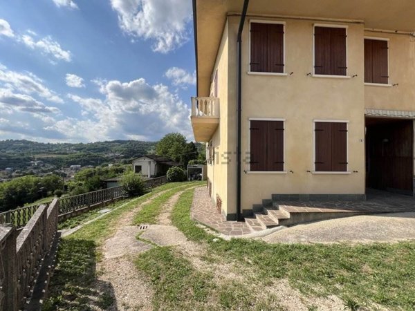 casa indipendente in vendita ad Arzignano