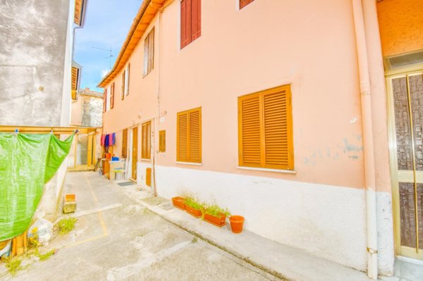 casa indipendente in vendita ad Arzignano in zona Tezze