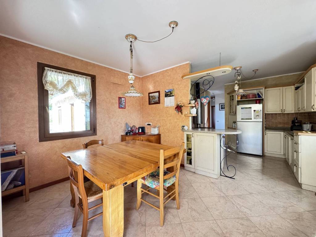 casa indipendente in vendita ad Arzignano