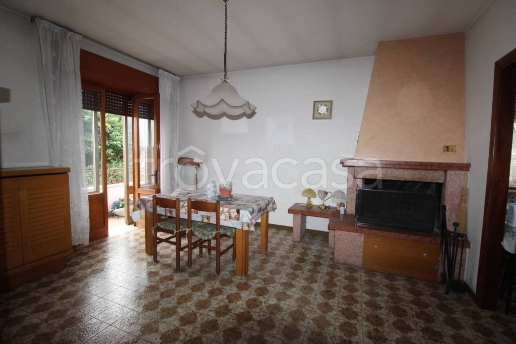 appartamento in vendita ad Arzignano in zona Tezze