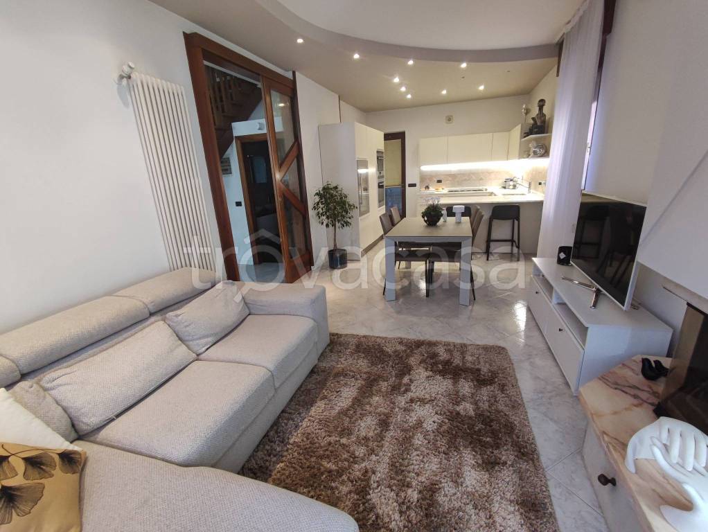 casa indipendente in vendita ad Arzignano