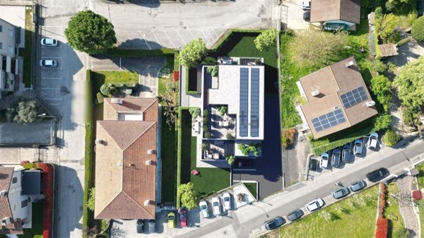 appartamento in vendita ad Arzignano in zona Tezze