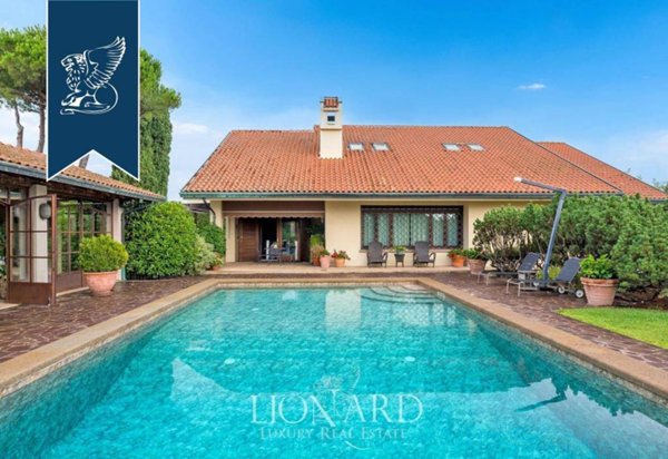 villa in vendita ad Arzignano in zona Castello