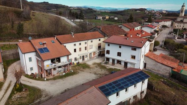 casale in vendita ad Arzignano in zona Pugnello