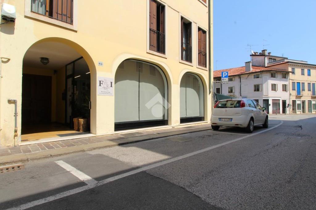 negozio in vendita ad Arzignano