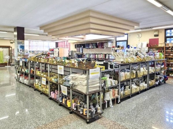 negozio in vendita ad Arzignano