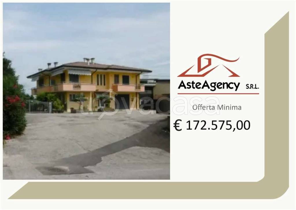 villa in vendita ad Arzignano in zona Castello