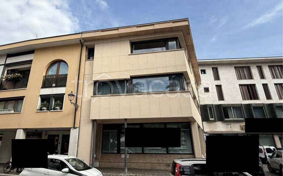 appartamento in vendita ad Arzignano in zona Costo