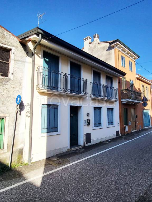 casa indipendente in vendita ad Arzignano