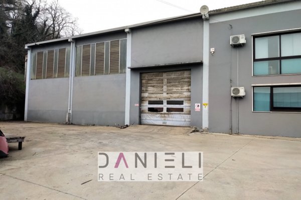 capannone in vendita ad Arzignano in zona San Bortolo