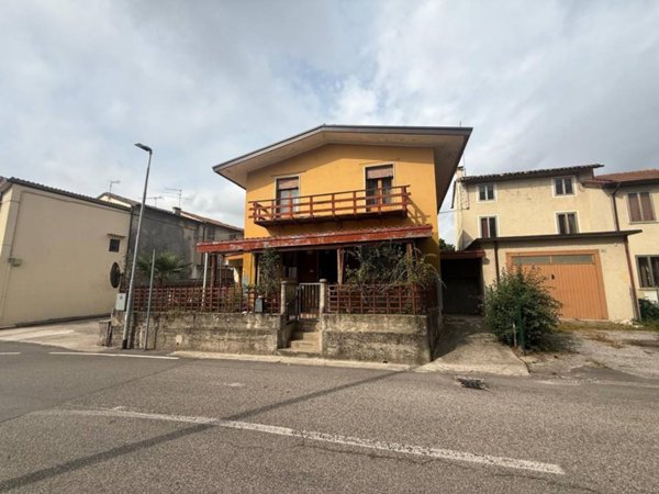 casa indipendente in vendita ad Arzignano