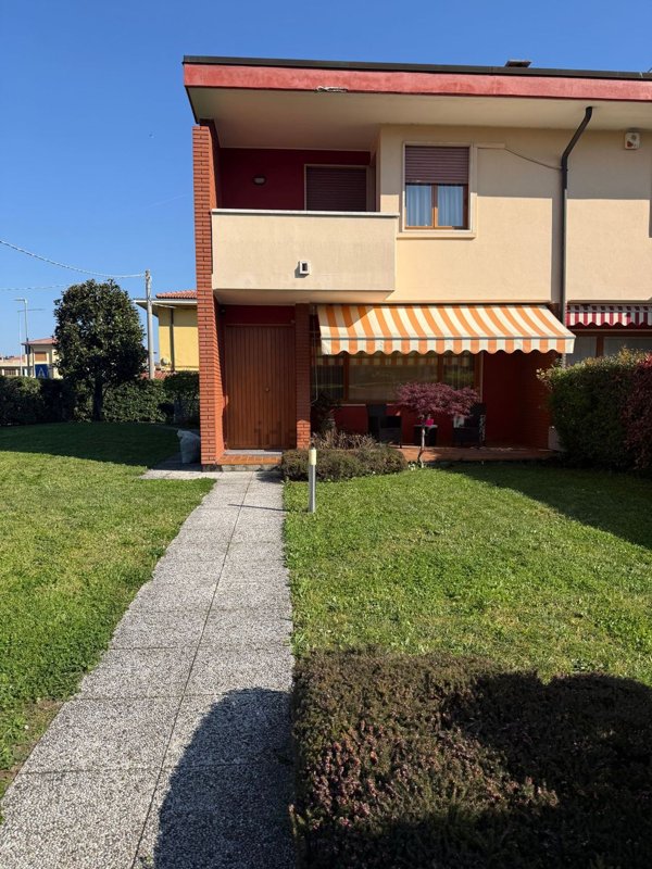 casa indipendente in vendita ad Arzignano