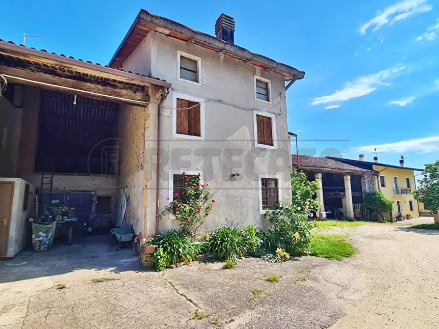 casa indipendente in vendita ad Arzignano in zona Pugnello