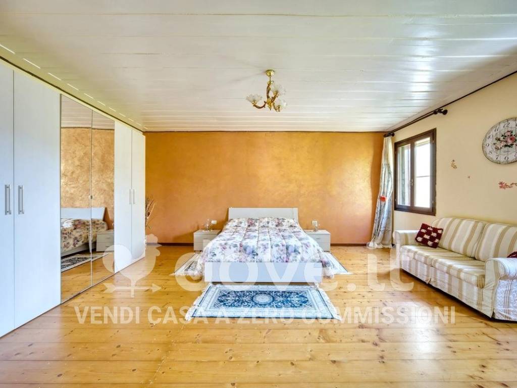 casa indipendente in vendita ad Arzignano in zona Tezze