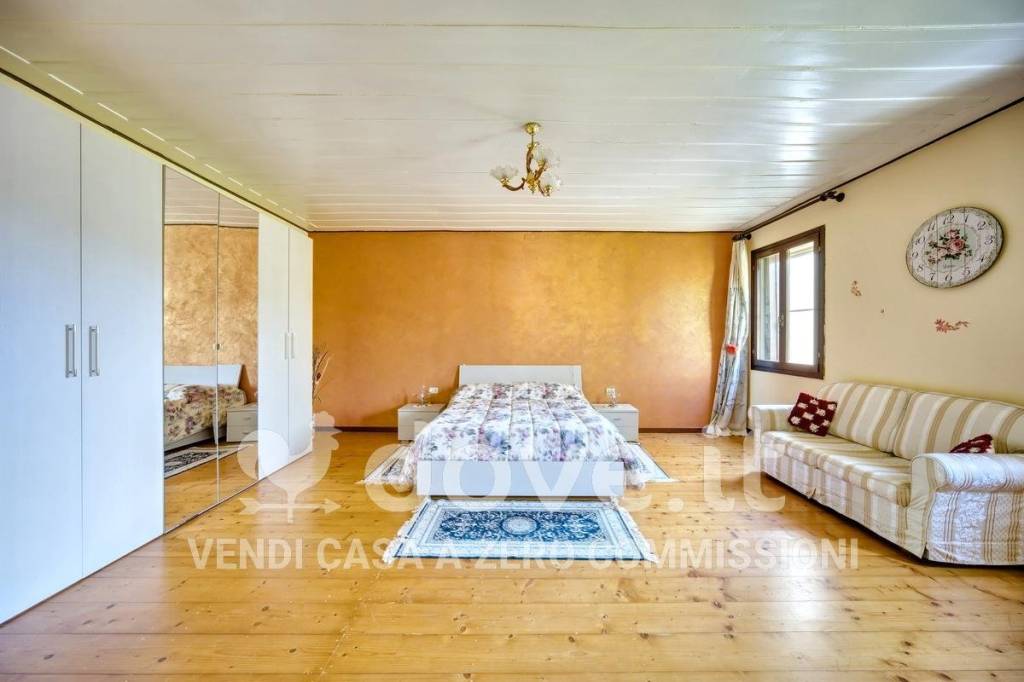 casa indipendente in vendita ad Arzignano in zona Tezze