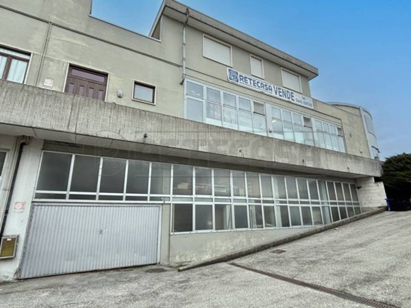 negozio in vendita ad Arzignano