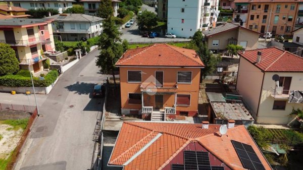 casa indipendente in vendita ad Arzignano