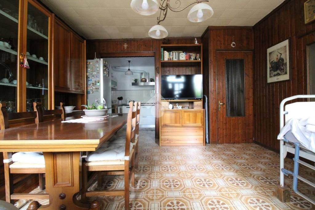casa indipendente in vendita ad Arzignano in zona Castello