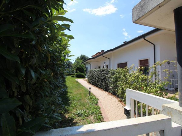 casa indipendente in vendita ad Arzignano in zona Costo