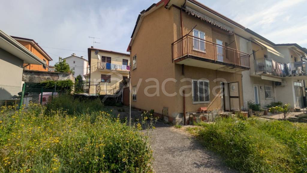 casa indipendente in vendita ad Arzignano in zona Castello