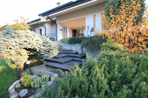 casa indipendente in vendita ad Arzignano in zona Castello
