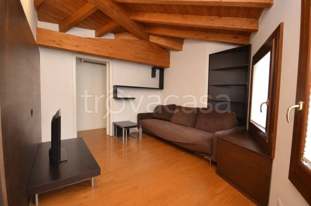 appartamento in vendita ad Arzignano in zona Tezze