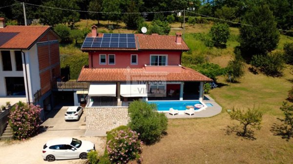 casa indipendente in vendita ad Arzignano in zona Pugnello