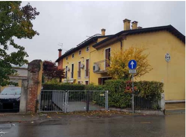 ufficio in vendita ad Arzignano in zona Castello