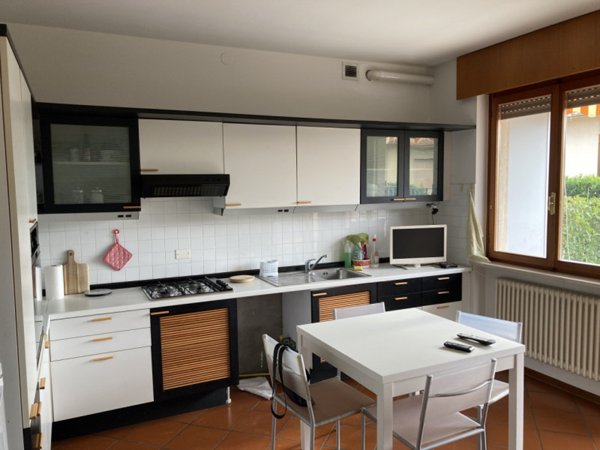 casa semindipendente in vendita ad Arzignano in zona Castello